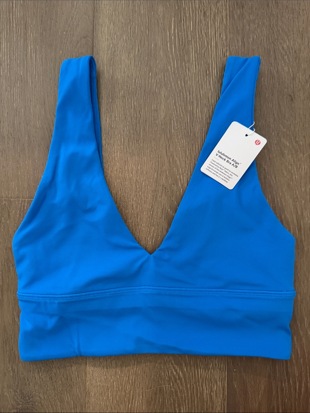 NWT Lululemon Align V-Neck Bra A/B Cup Poolside Size 4